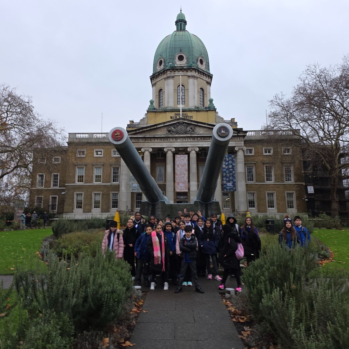 Roxeth Primary School - Year 6 Trip to the Imperial War Museum